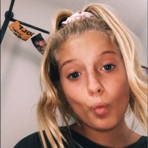 Meet your Posher, Poppy